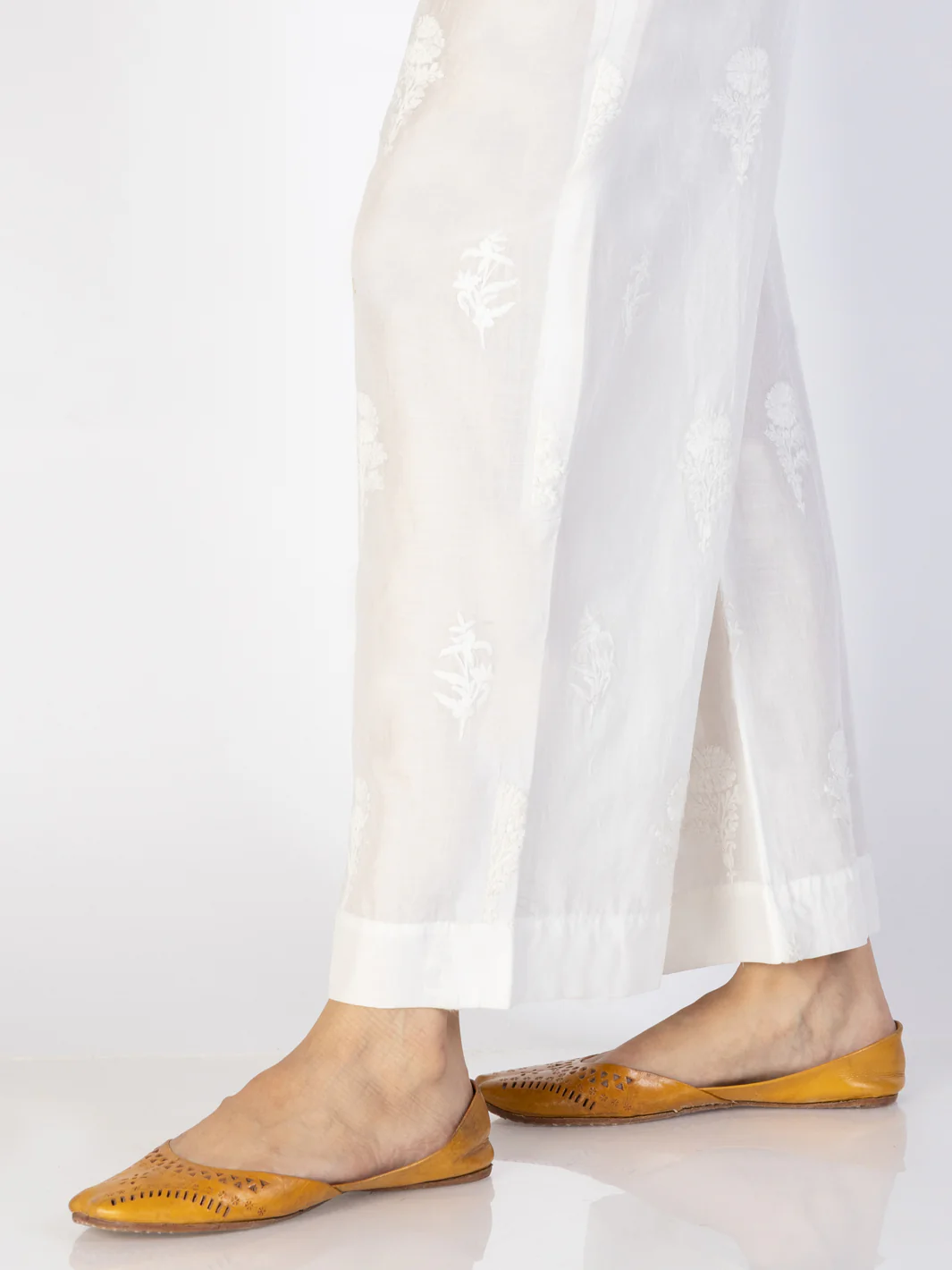 WHITE CAMBRIC TROUSERS | AL-T-699/RFD