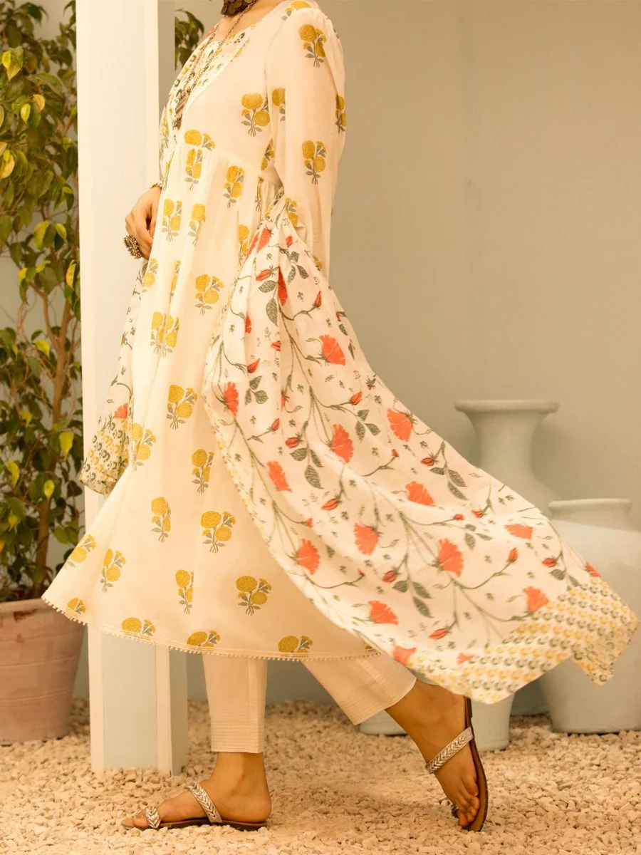 WHITE LAWN 2PC UNSTITCHED | ALP-2PS-US-1202 FB-1202A
