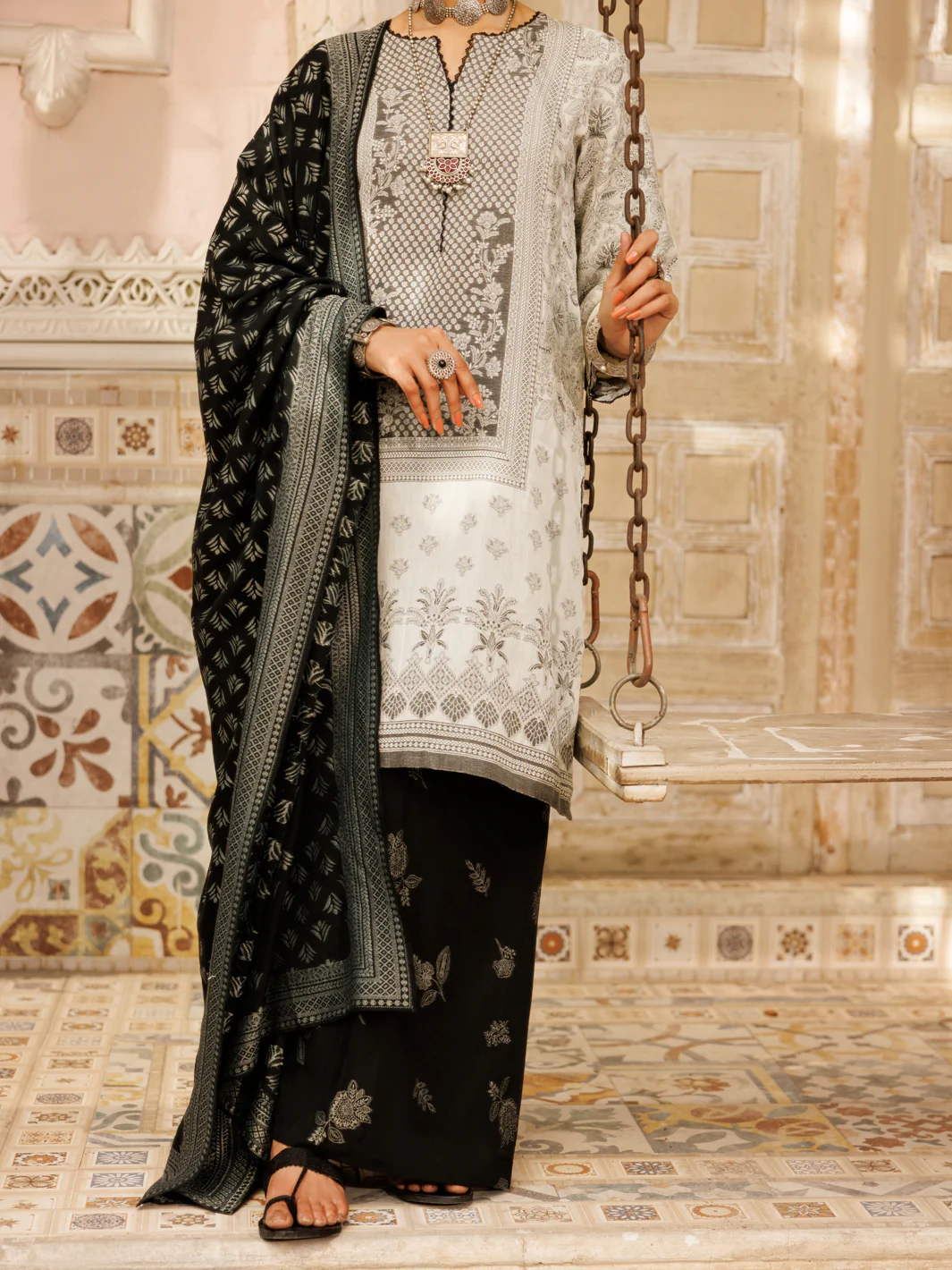 BLACK & WHITE JACQUARD 3PC STITCHED | ALP-3PS-2177/S FB-2177A