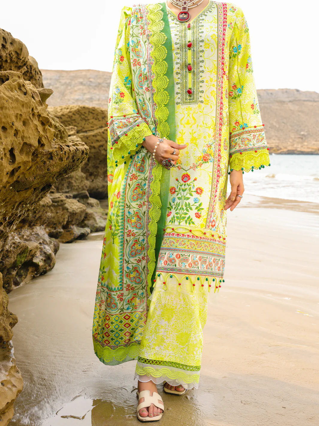 LEMON LAWN 3PC UNSTITCHED | ALP-3PS-2215 FB-2215A