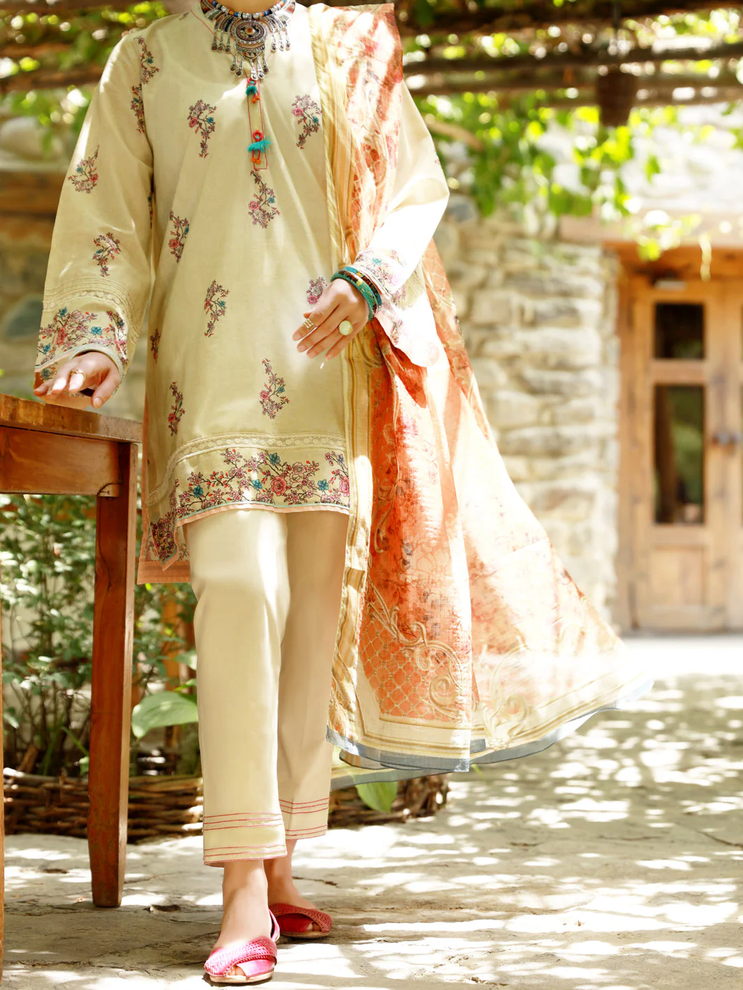 BEIGE LAWN 3PC STITCHED | ALP-3PS-US-1380/S FB-1380A
