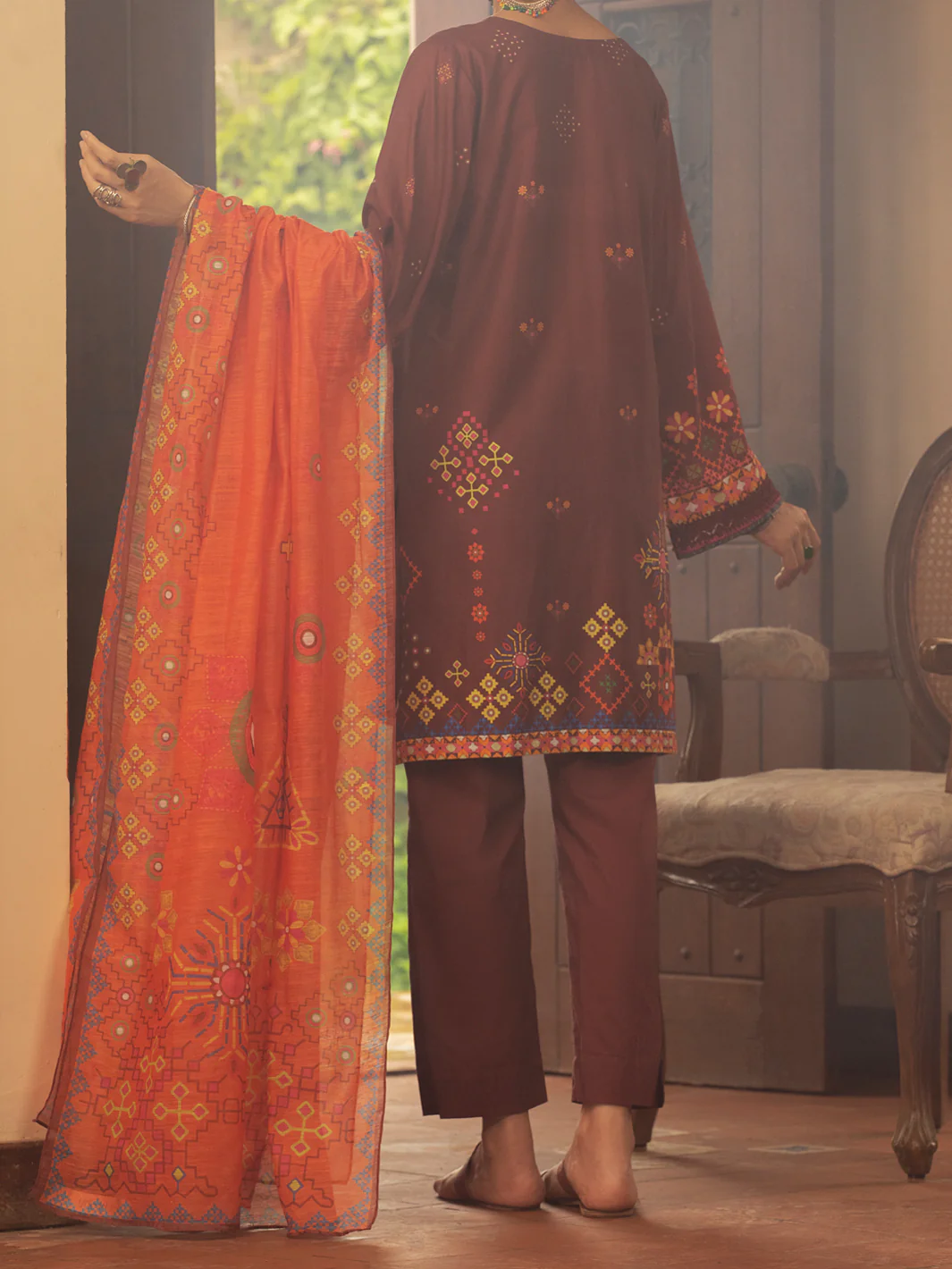 MAROON CAMBRIC 3PC UNSTITCHED | ALP-3PS-US-1424 FB-1424A - Image 2
