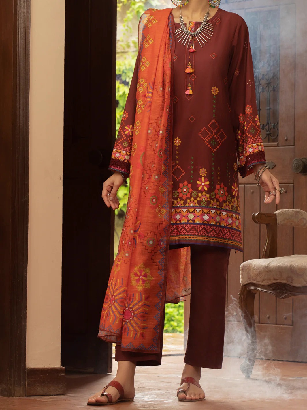 MAROON CAMBRIC 3PC STITCHED | ALP-3PS-US-1424/S FB-1424A