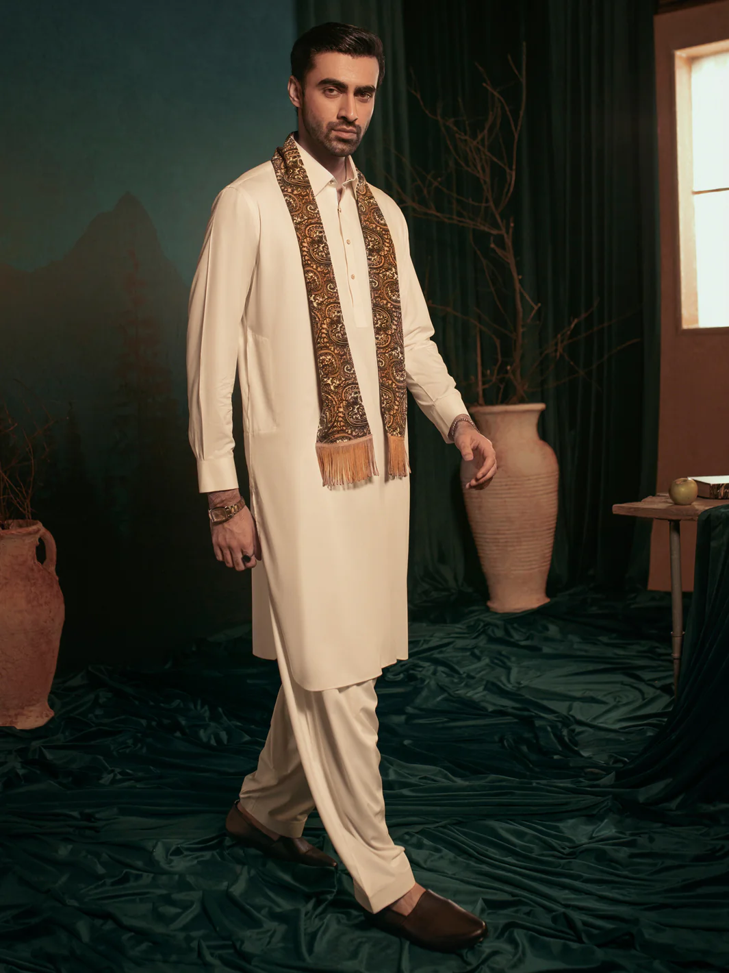 OFF WHITE KAMEEZ SHALWAR | ALWA-KS-US-390/AM-6124A