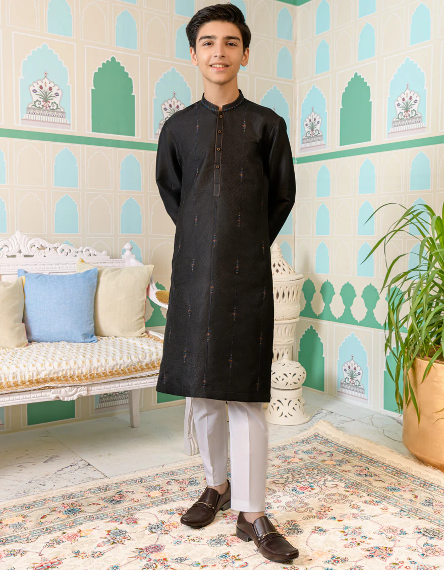 BLACK KURTA | JCK-SP-US-44279/A23/JJ8463-FL
