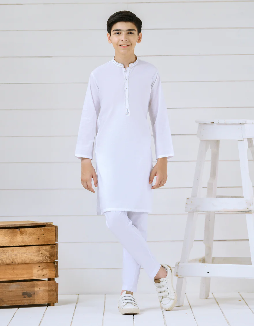 DULL WHITE COTTON KAMEEZ SHALWAR | JCKS-S-US-35940/S22/JJ7312-CL
