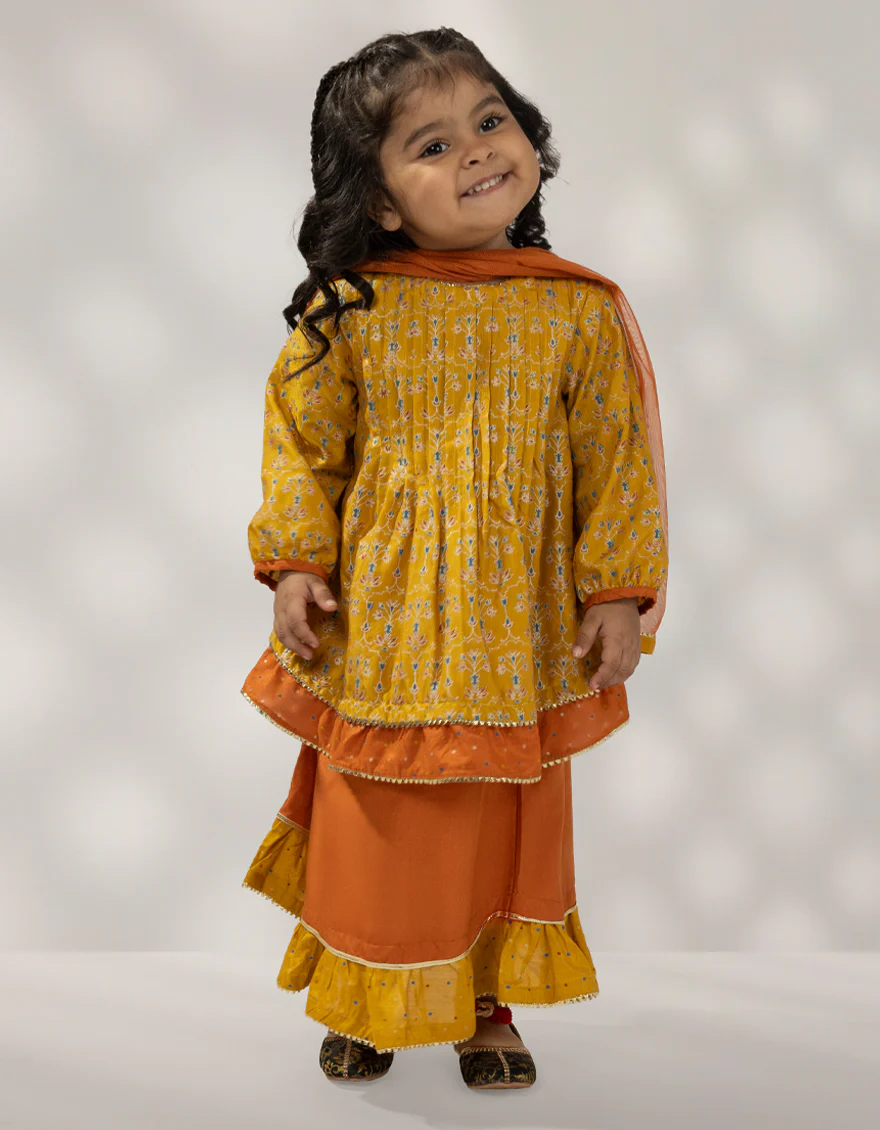 YELLOW SILK 3PC STITCHED | JGK-W-JIF-25-1722 FB/IRIS-04