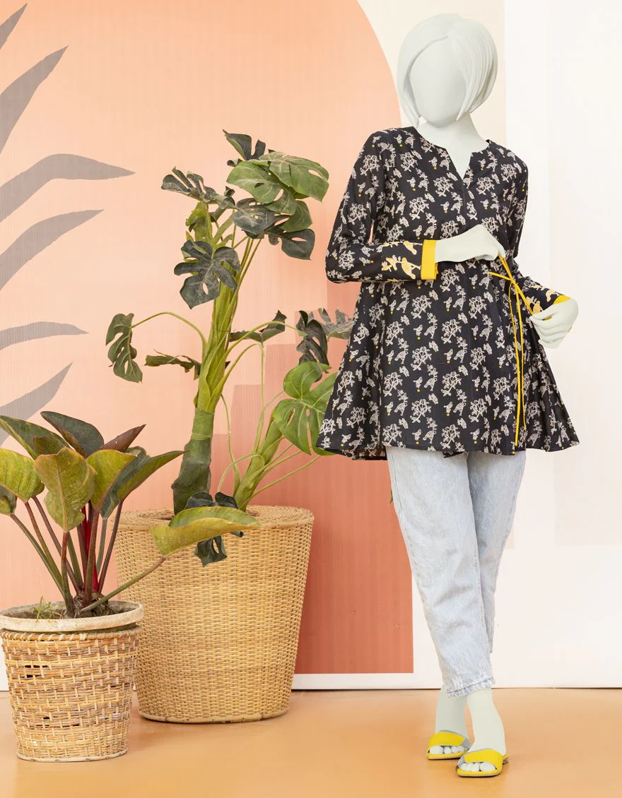 BLACK LAWN KURTI | JGK-YGKL-S-US-108-22 FB/RILICA