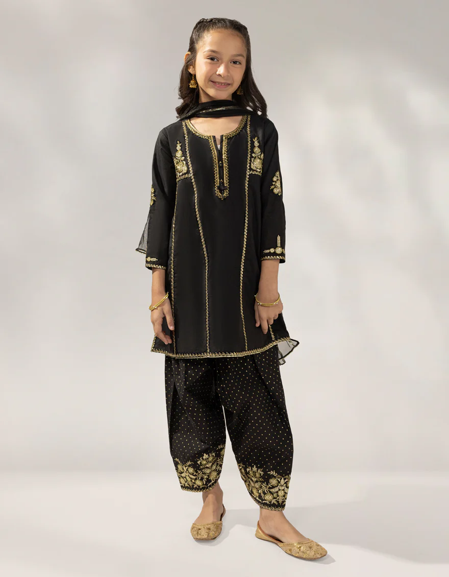 BLACK LAWN SILK 3PC STITCHED | JGKL-W-JGF-25-1924 FB/SHIREEN-04
