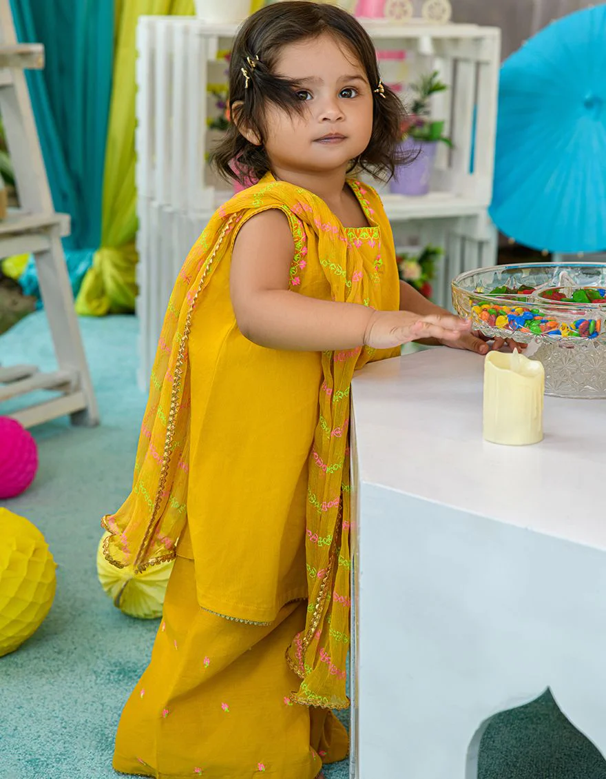 YELLOW LAWN 3PC STITCHED | JIK-S-JGIN-US-22-011 FB/RFD