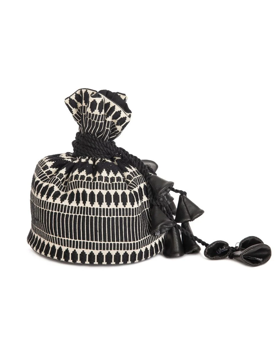 BLACK-WHT STP KHADDI HANDBAG | JJBL-US-21-042 FB/KHADDI