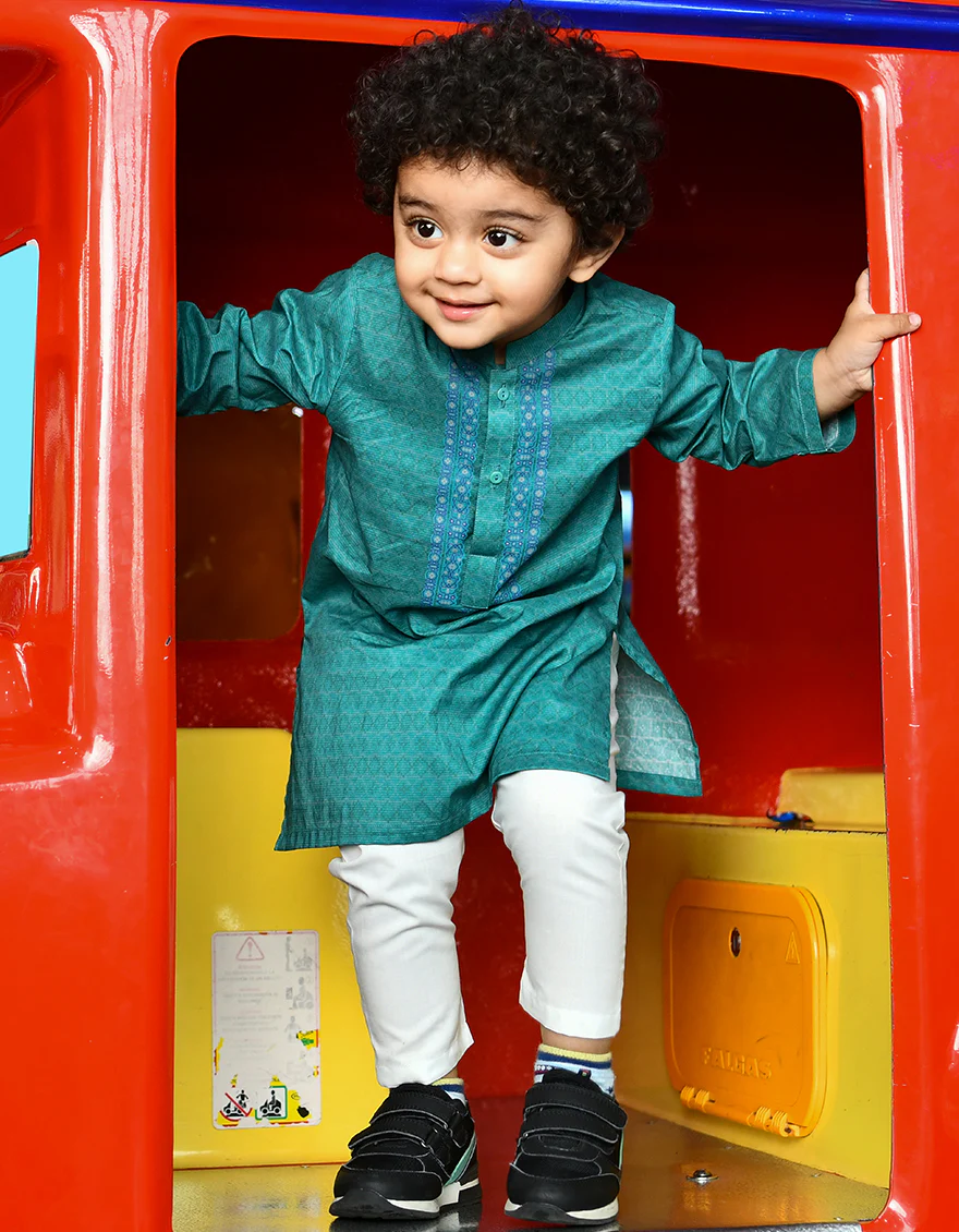 GREEN COTTON KAMEEZ SHALWAR | JJIKS-S-US-34380/S23/JJ8771-SF