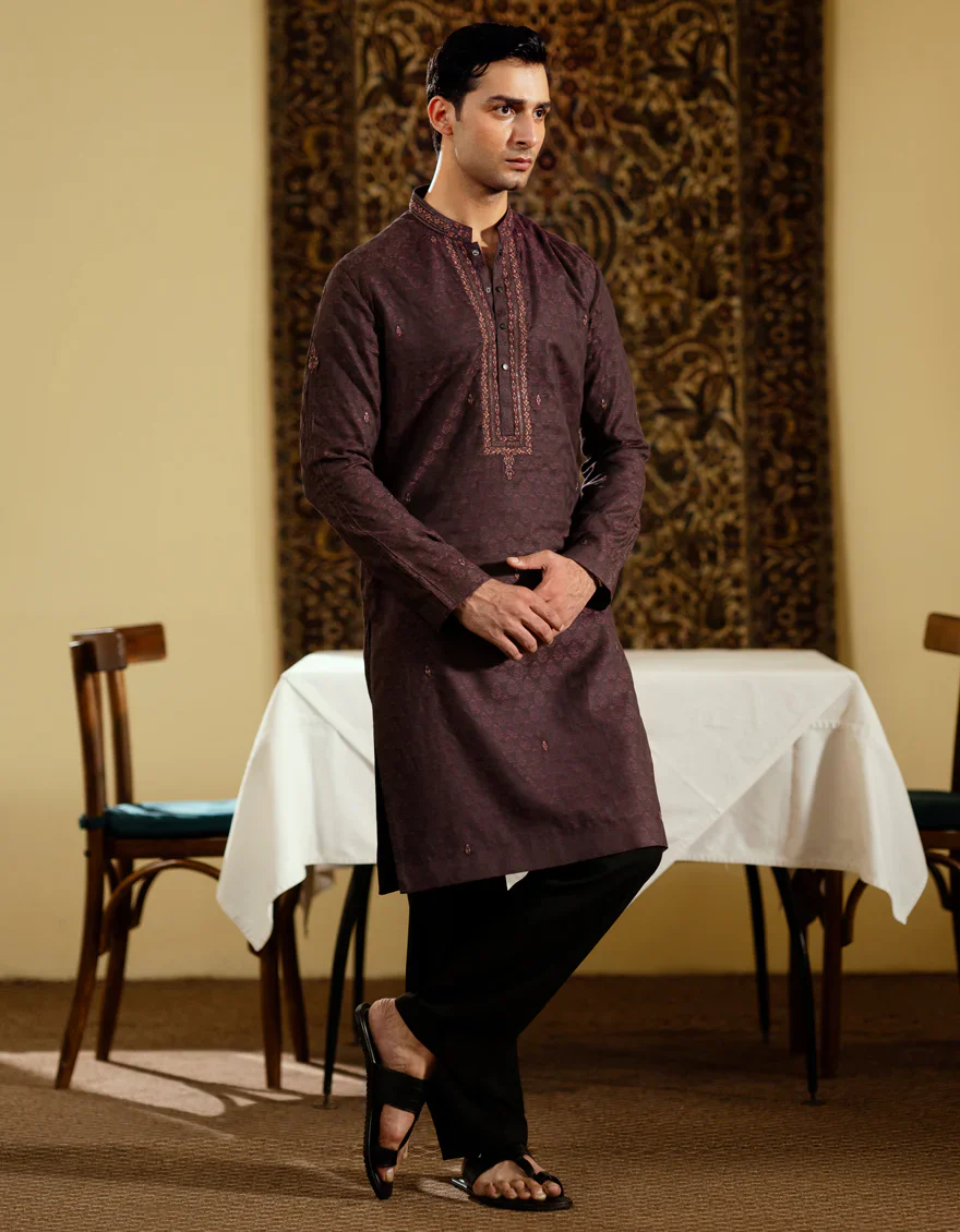 MAROON JACQUARD SPECIAL KURTA | JJK-SP-A-48233/S25/JJ9644-FL