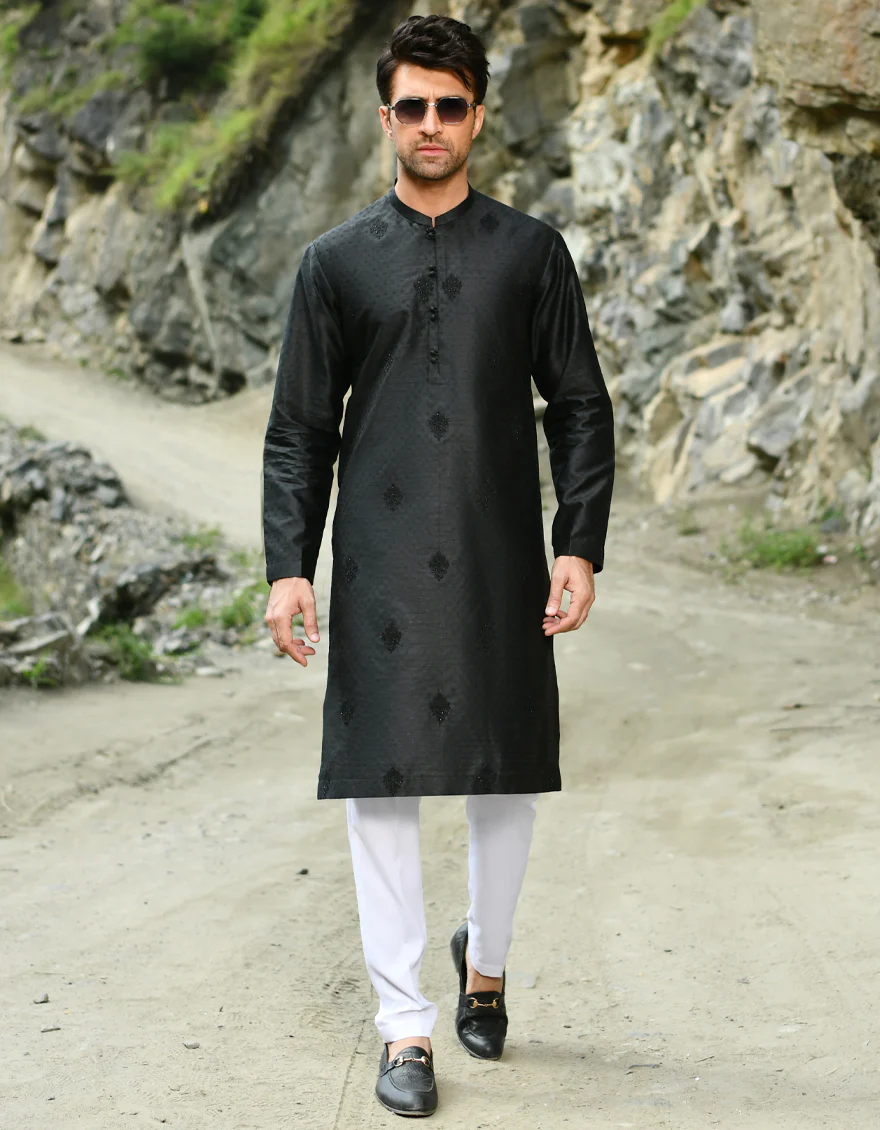 BLACK KURTA | JJK-SP-US-45078/A22/JJ8474-SF