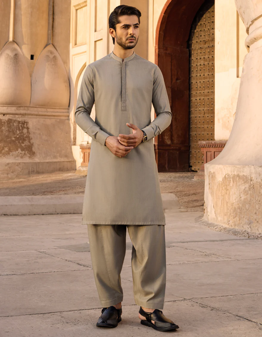 LIGHT GREEN BLENDED KAMEEZ SHALWAR | JJKS-A-US-34168/S22/JJ7631-SF