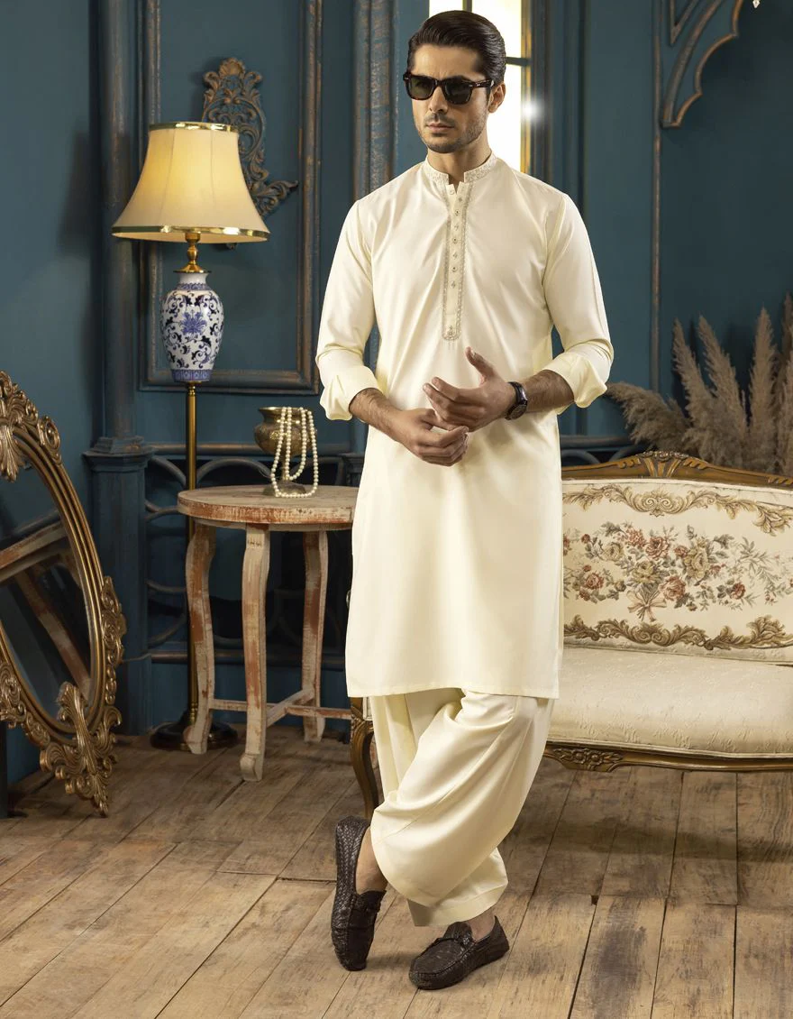 CREAM KAMEEZ SHALWAR | JJKS-S-US-37572/S22/JJ7400-FL