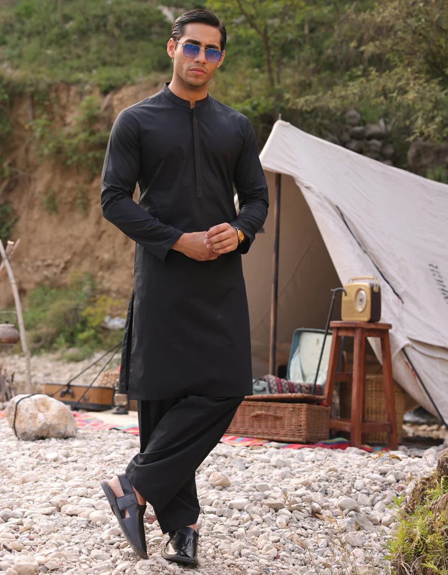 BLACK COTTON KAMEEZ SHALWAR | JJKS-S-US-47037/S23/JJ8923-SF