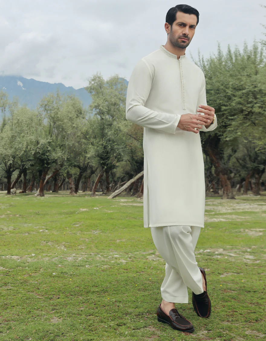 CREAM BLENDED KAMEEZ SHALWAR | JJKS-S-US-47098/S23/JJ8712-FL