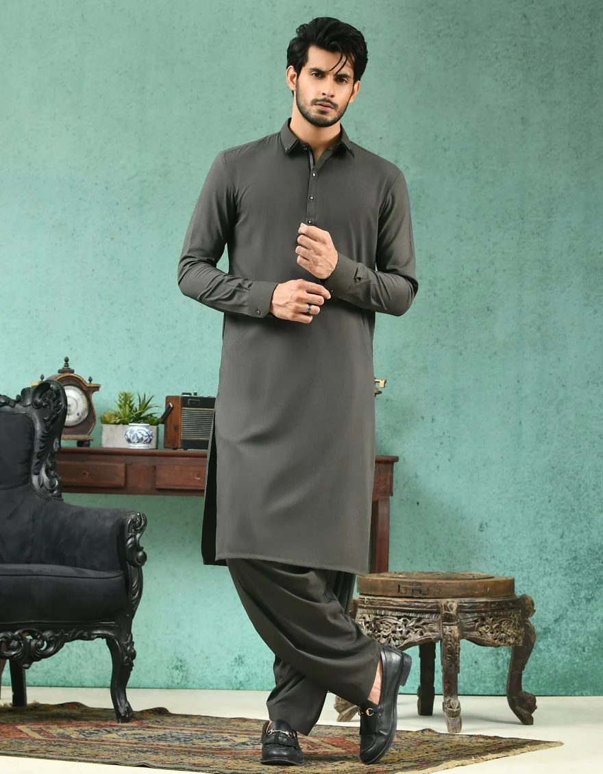HUNTER GREEN KAMEEZ SHALWAR | JJKS-US-42247/S21/JJ7472-CL