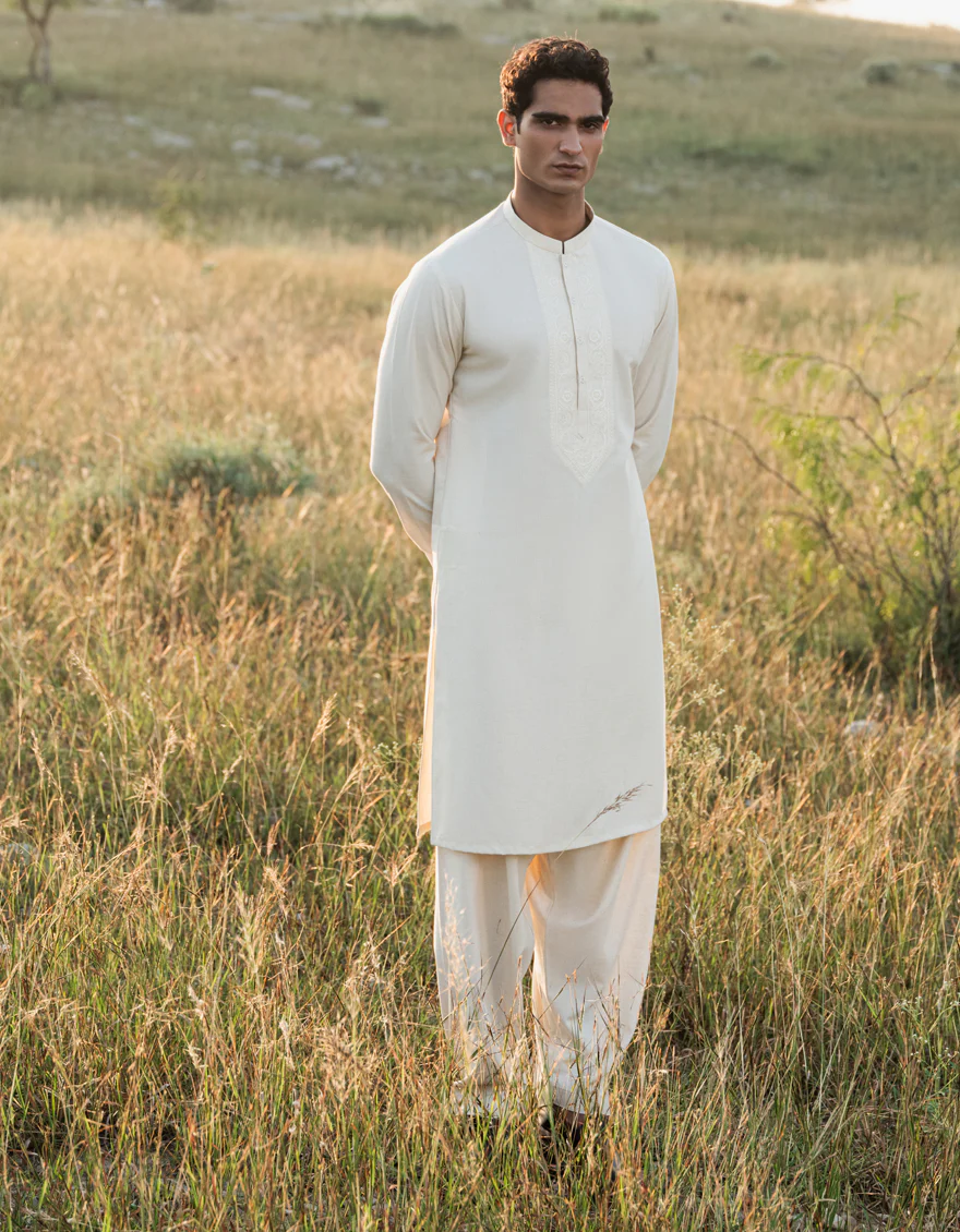 CREAM BLENDED KAMEEZ SHALWAR | JJKS-W-50017/S24/JJ9580-FL