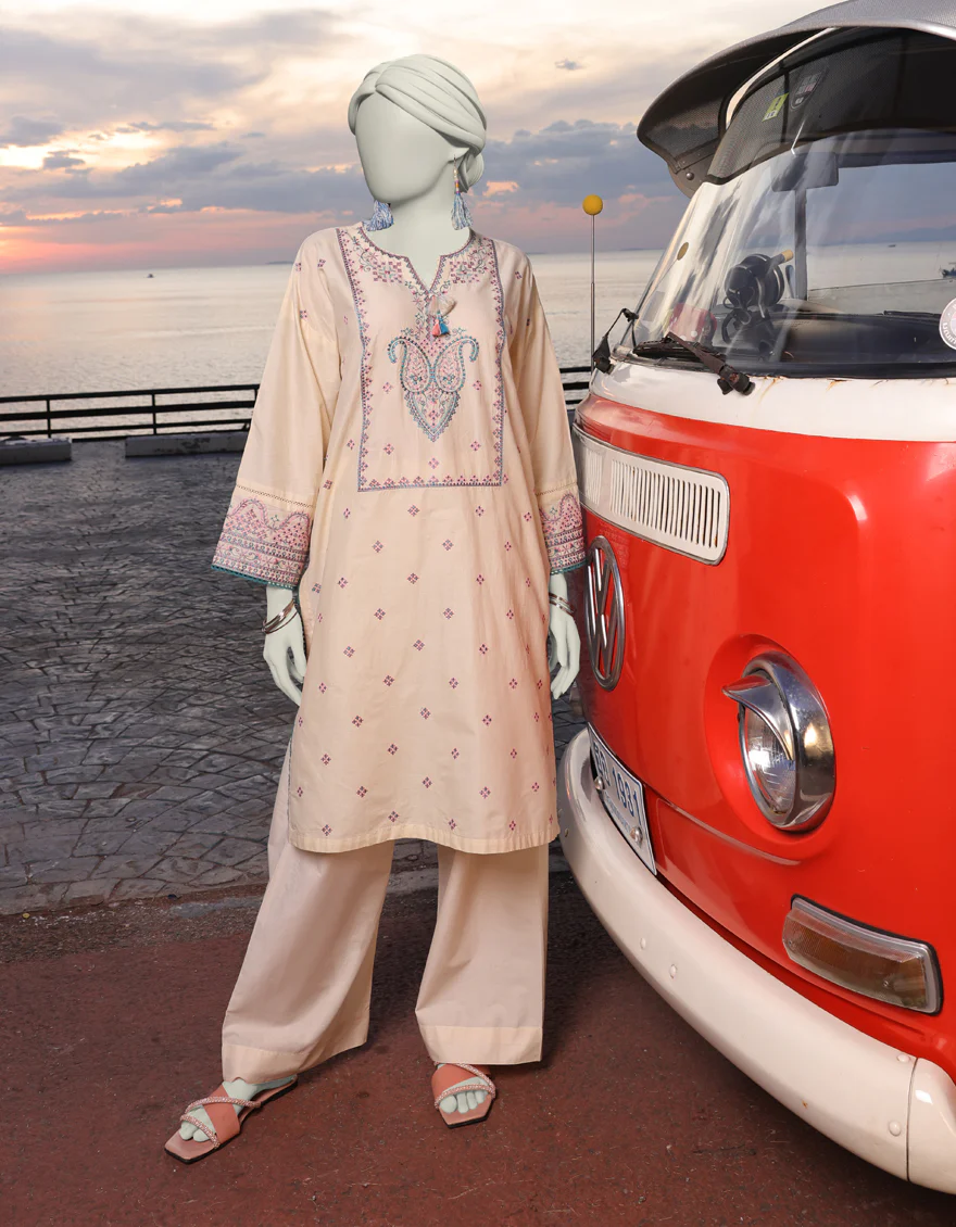 OFF WHITE LAWN KURTI | JJLK-S-JSS-25-341 FB/DOCHI-01