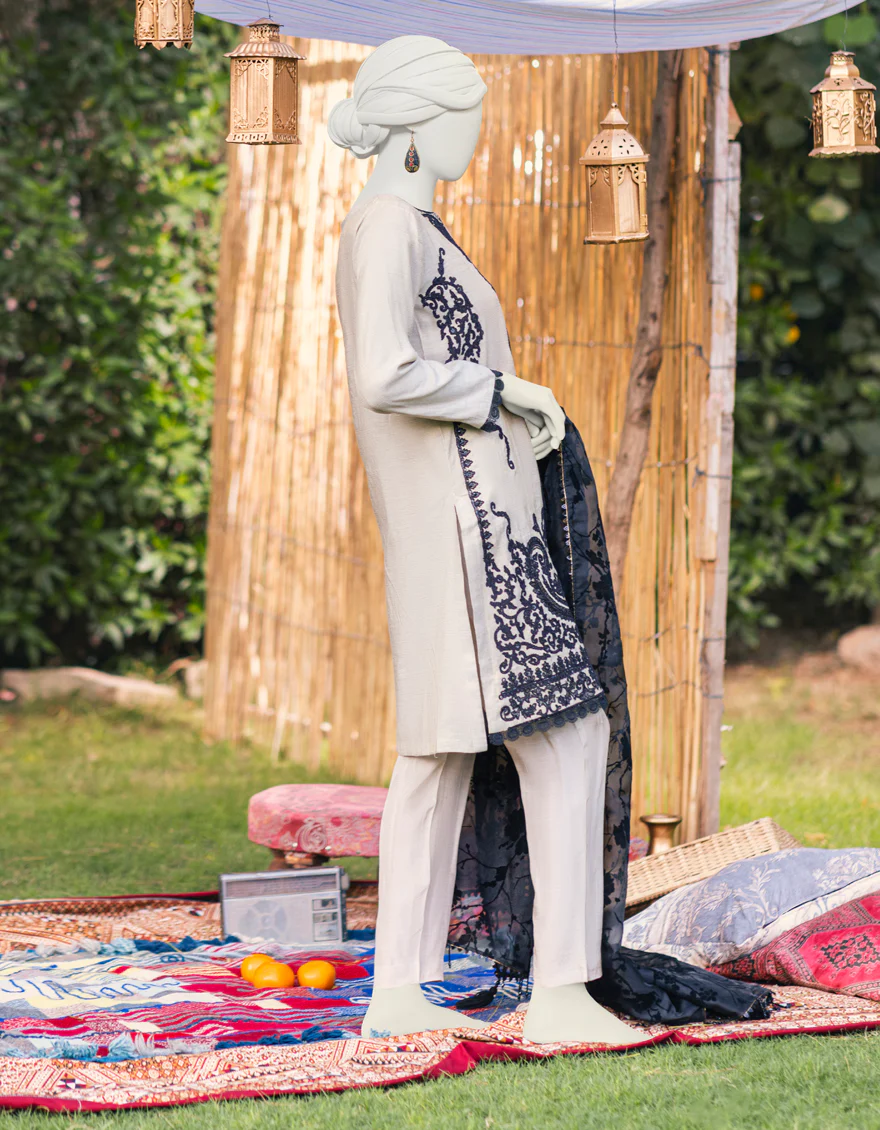 KHAKI ZARI 3PC STITCHED | JJPW-S-JPWS-US-23-593 FB/JQ-900 - Image 2