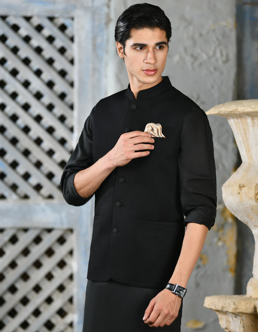 BLACK SUITING WAISTCOAT | JJVC-A-27380-R10-AP/S24/JJ9546-PN