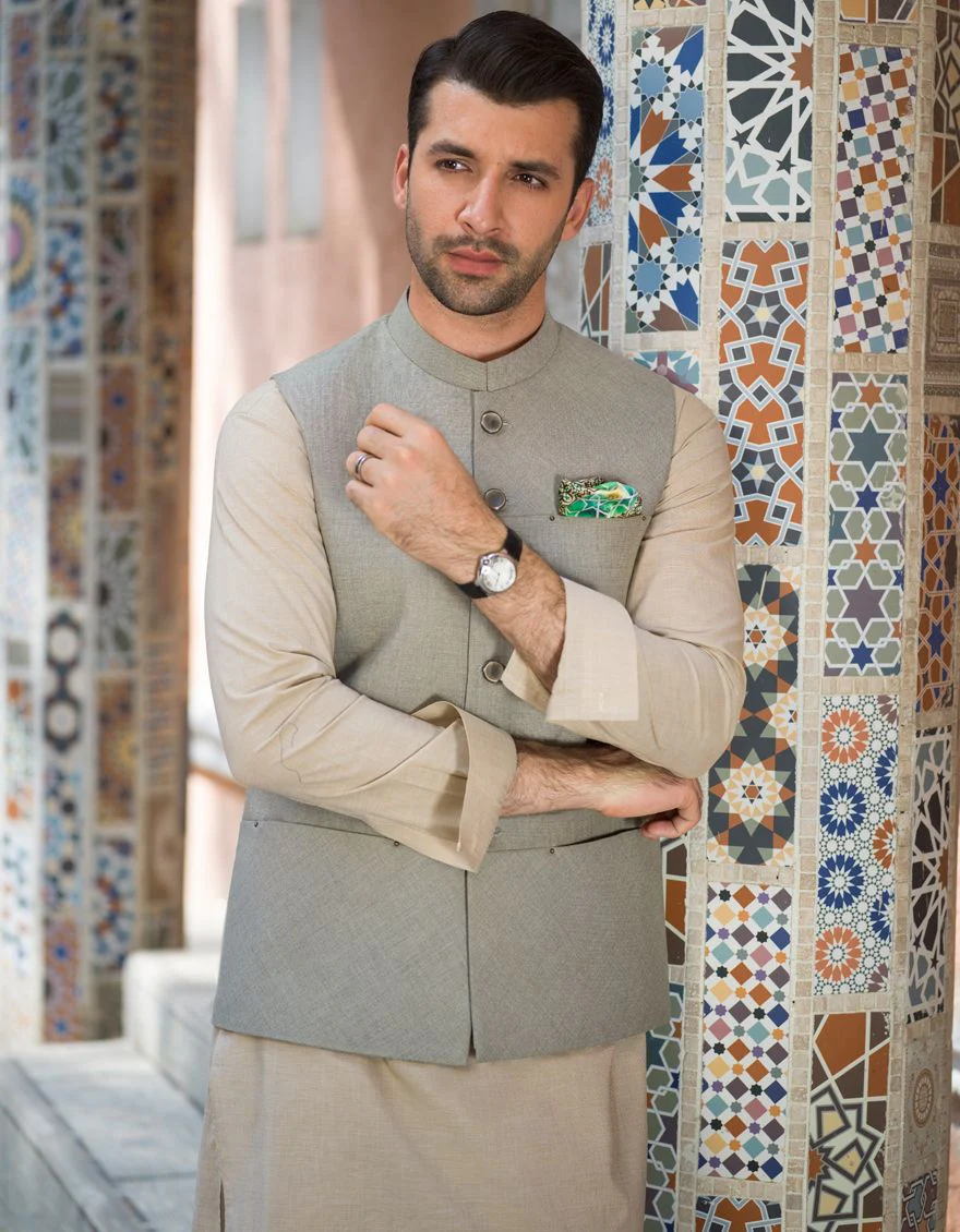 SAND WAISTCOAT | JJVC-US-27403/S21/JJ7431-CL