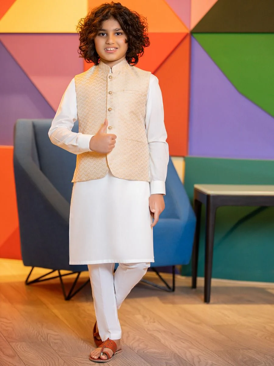 GOLDEN WAISTCOAT | JKVC-US-42043/S20/JJ7136