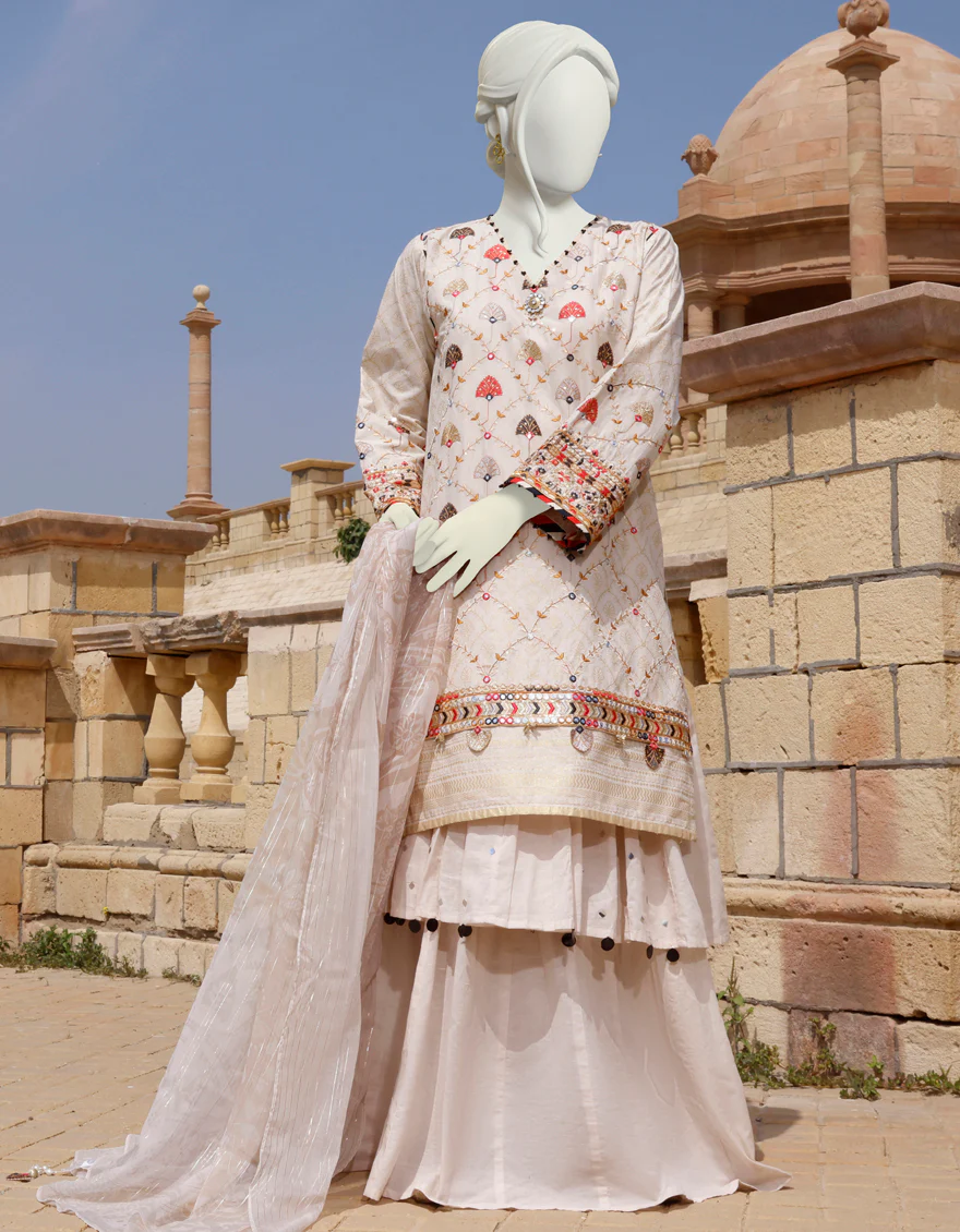 GOLDEN-ASH GREY LAWN 3PC UNSTITCHED | JLAWN-S-US-22-368 IVORY