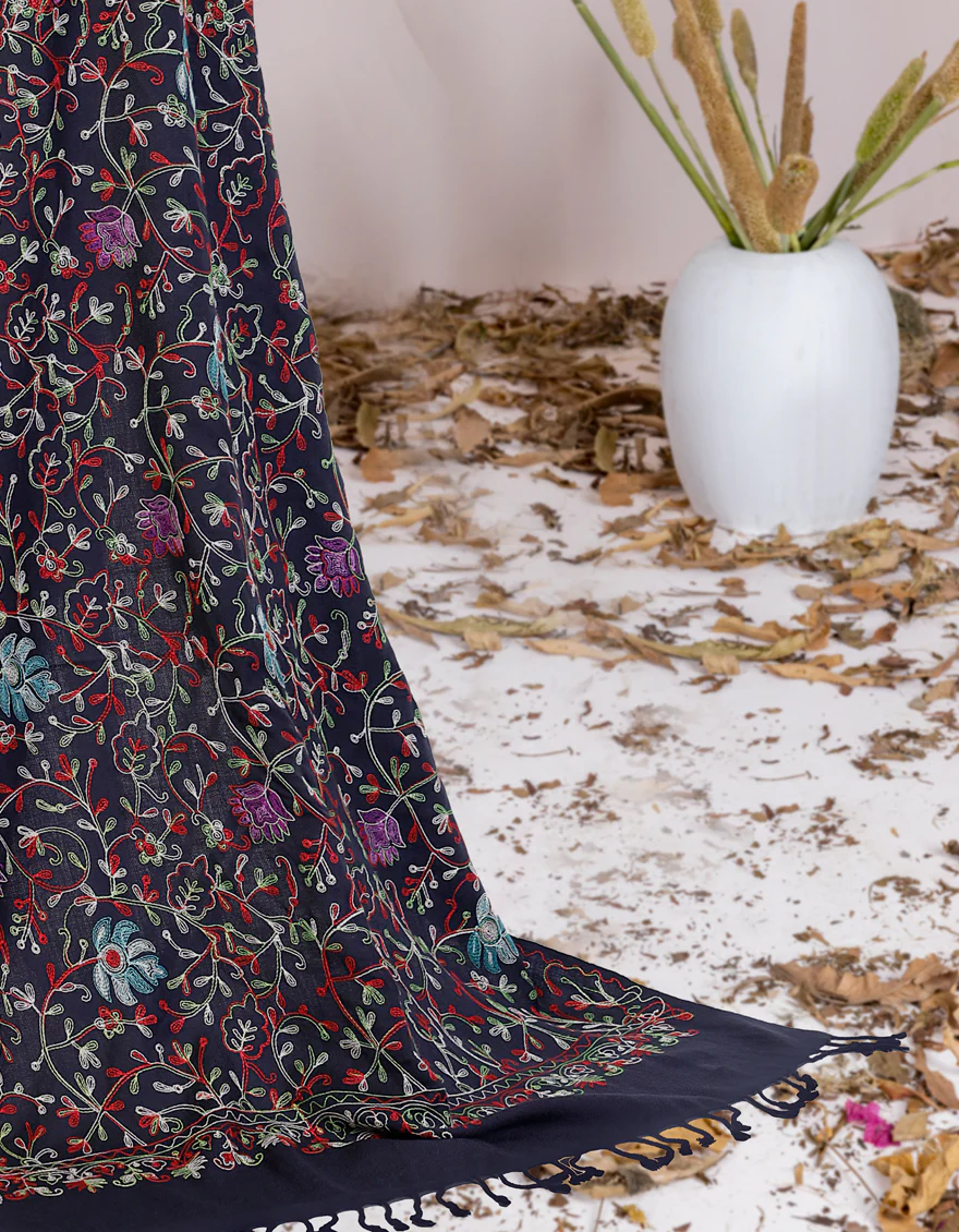 BLACK SHAWL | JSH-SHW-US-22-033 FB/STALLER AAARI PHOOL EMB WOOL SHAWL