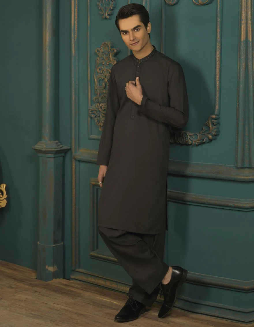 DARK GREY KAMEEZ SHALWAR | JTKS-S-US-39285/S22/JJ7682-SF