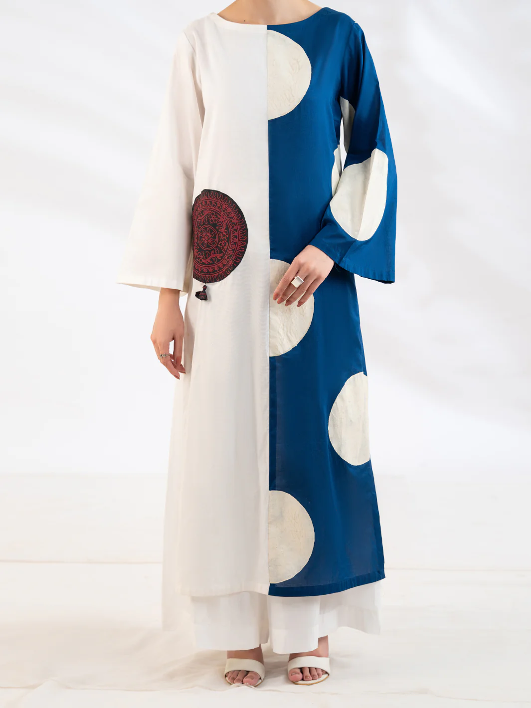 WHITE LAWN 2PC STITCHED | AL-2PS-LKS-1161/FB-1161