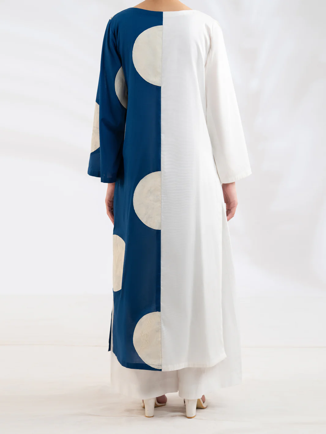 WHITE LAWN 2PC STITCHED | AL-2PS-LKS-1161/FB-1161 - Image 3