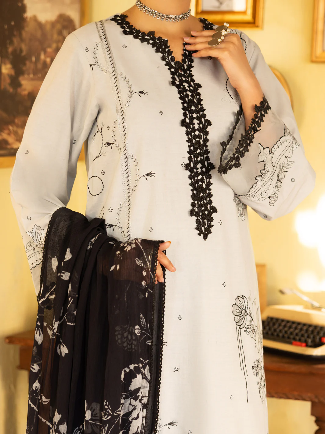 TEAL BLUE COTTON LAWN 3PC UNSTITCHED | ALP-3PS-2737 FB-2737A - Image 2